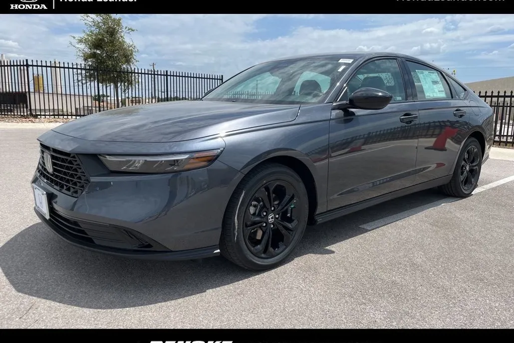 2025 Honda Accord SE photo 1