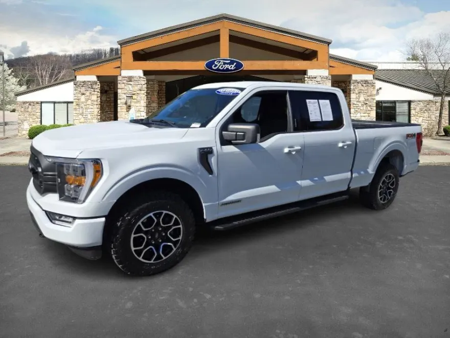 2023 Ford F-150 XLT photo 1