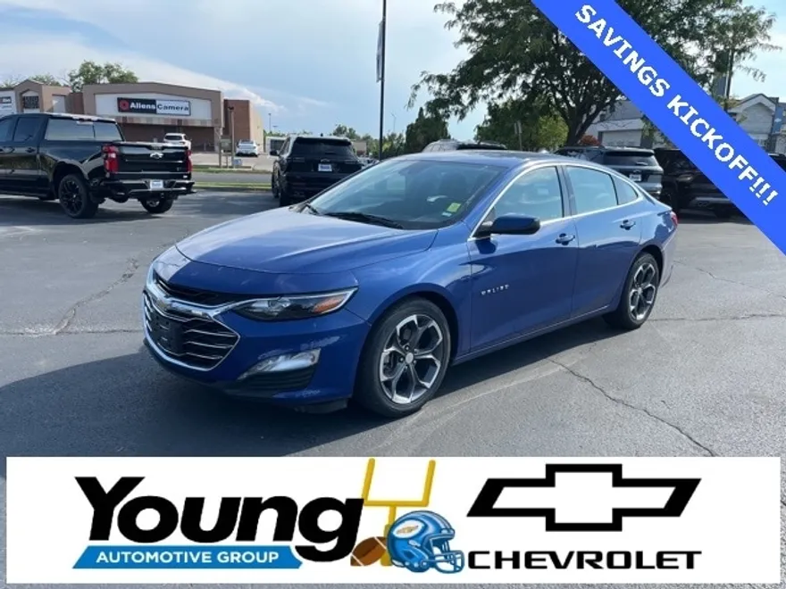 2023 Chevrolet Malibu 1LT photo 1