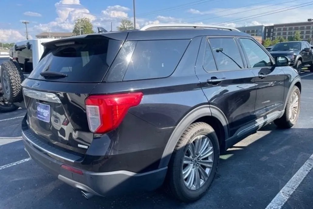 2020 Ford Explorer Limited photo 1