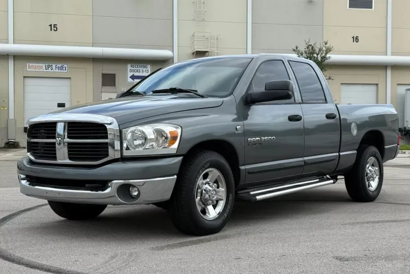 2006 Dodge Ram SLT photo 1