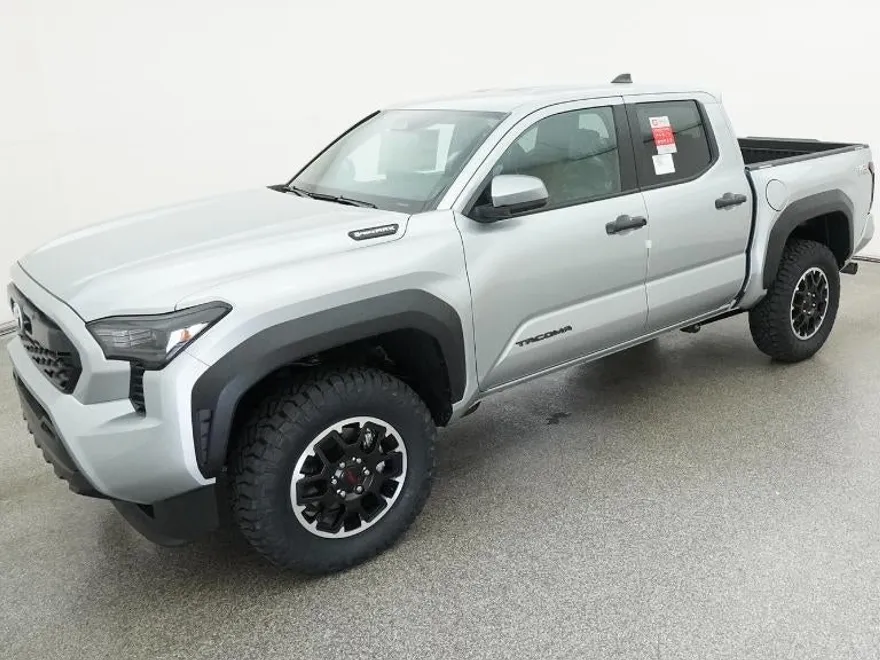 2025 Toyota Tacoma TRD Off-Road photo 1