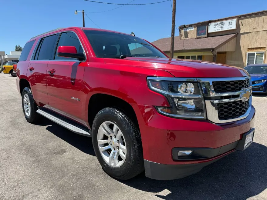 2015 Chevrolet Tahoe LT photo 1