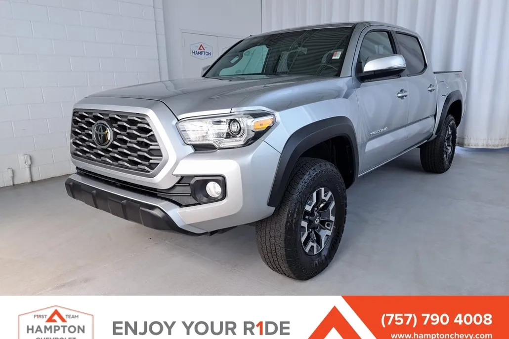 2023 Toyota Tacoma TRD Off-Road photo 1