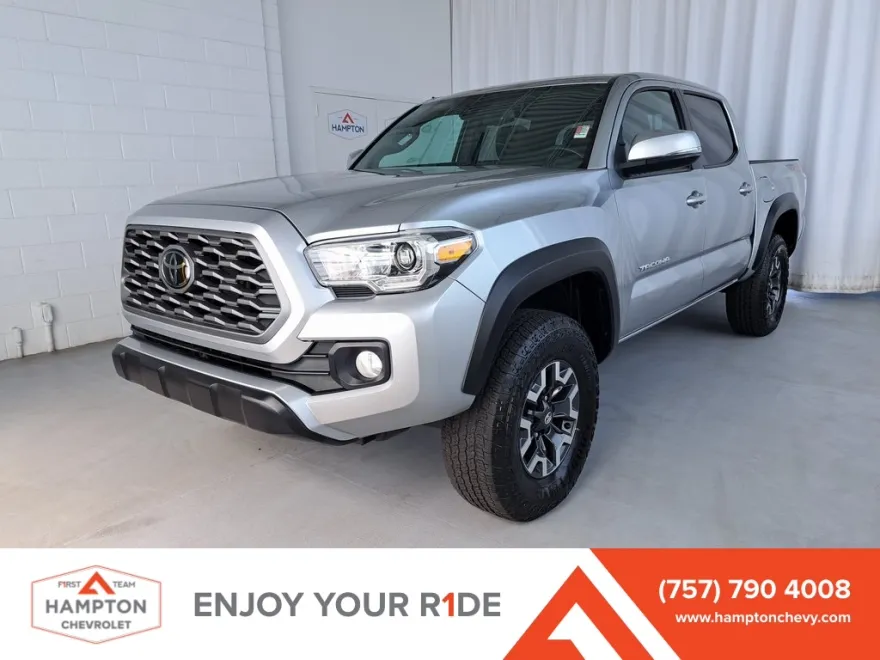 2023 Toyota Tacoma TRD Off-Road photo 1