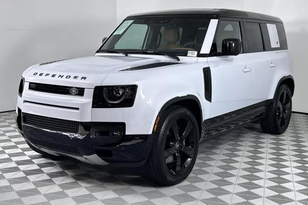 2023 Land Rover Defender 110 V8 110 Carpathian Edition photo 1