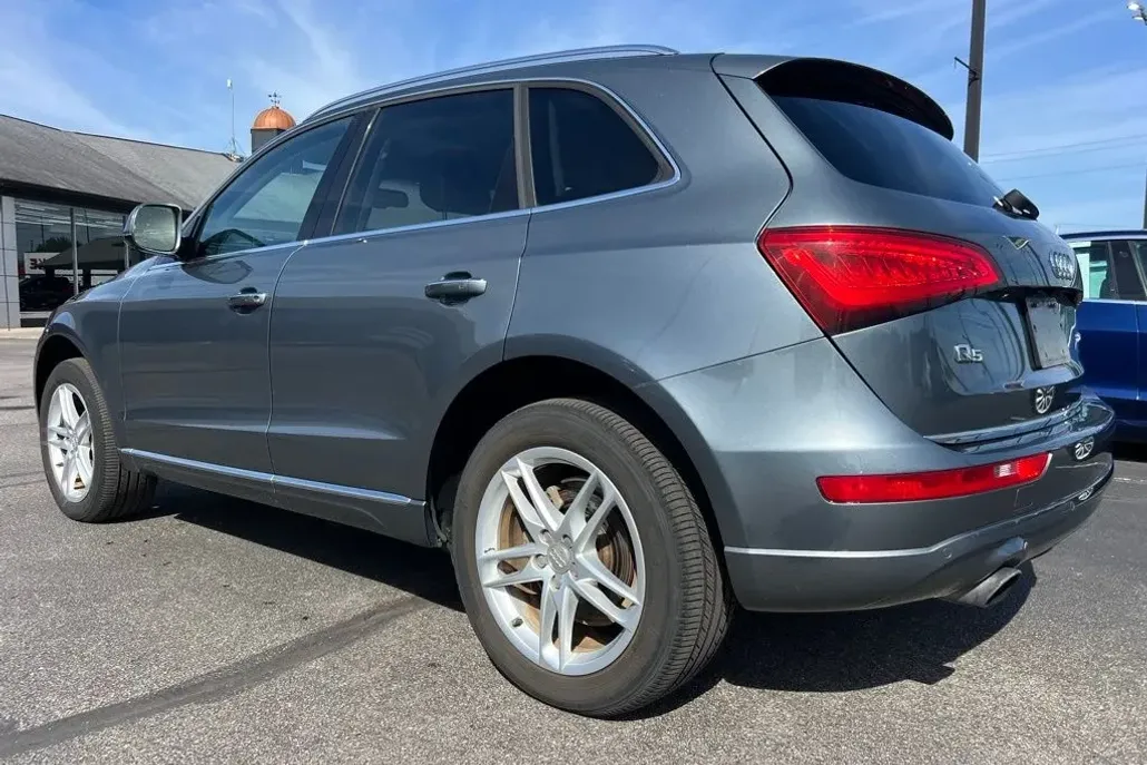 2016 Audi Q5 2.0T Premium Plus photo 1