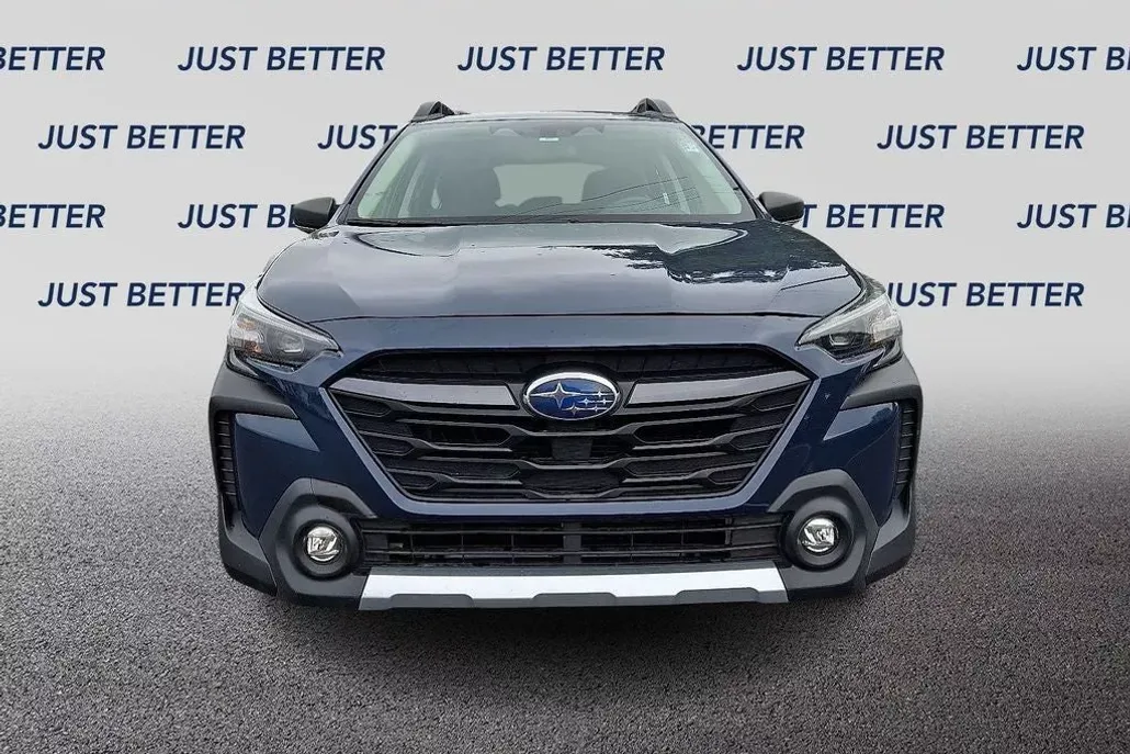 2023 Subaru Outback 2.5i photo 1