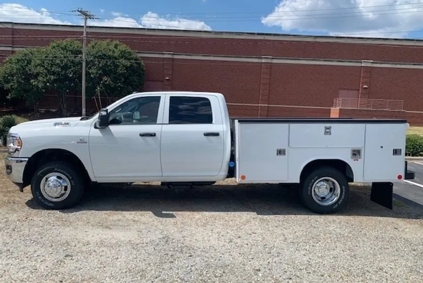 2024 Ram 3500 Tradesman photo 1