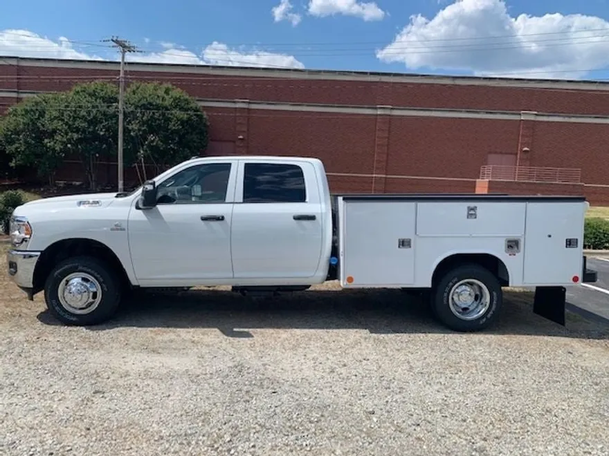 2024 Ram 3500 Tradesman photo 1