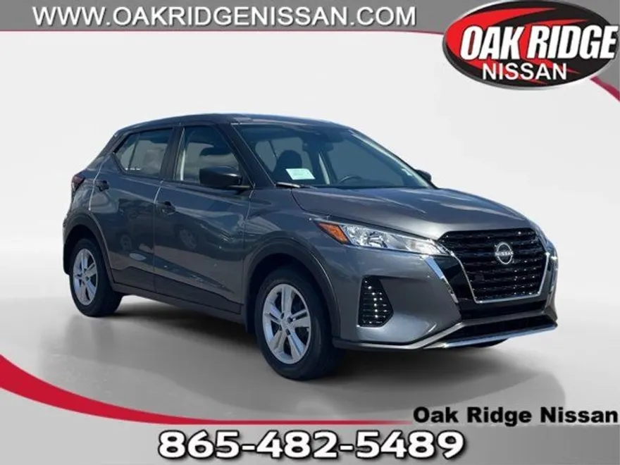 2025 Nissan Kicks Play S photo 1