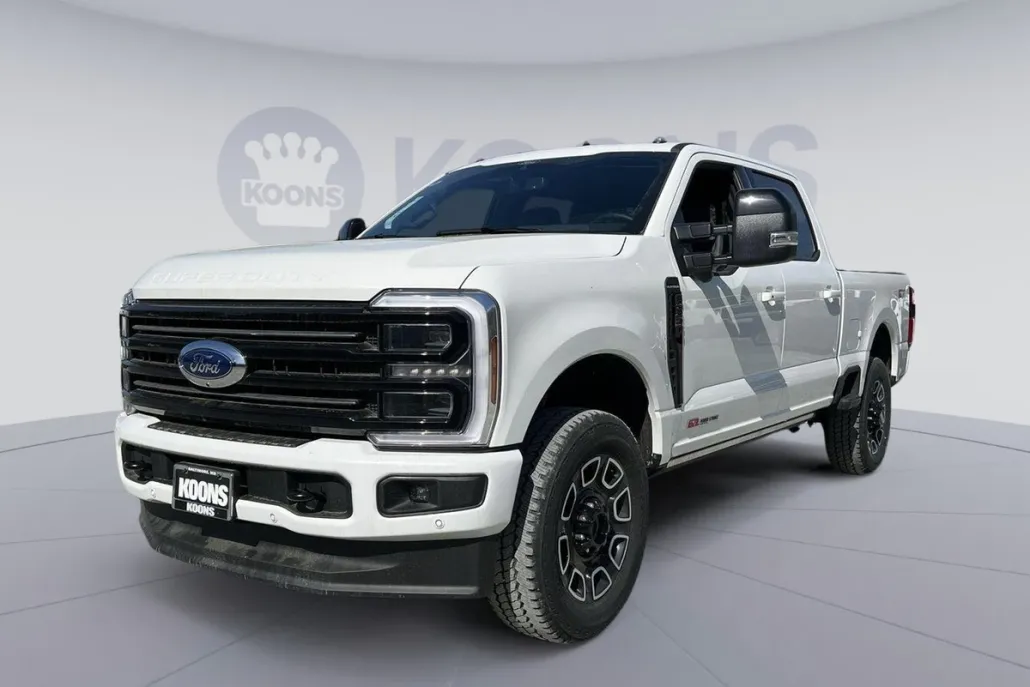2025 Ford F-250 photo 1