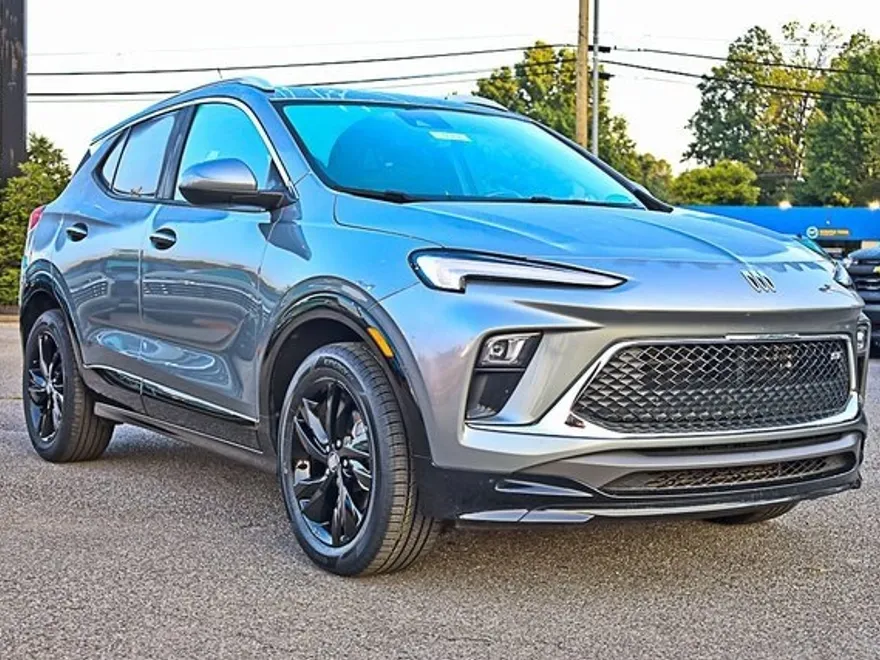 2024 Buick Encore GX Sport Touring photo 1