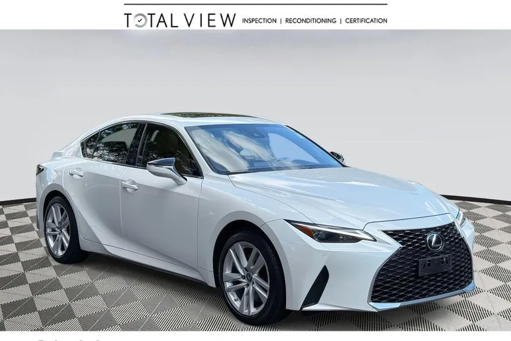 2021 Lexus IS 300 photo 1