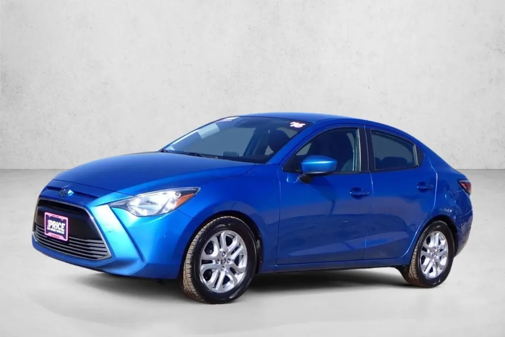 2016 Scion iA photo 1