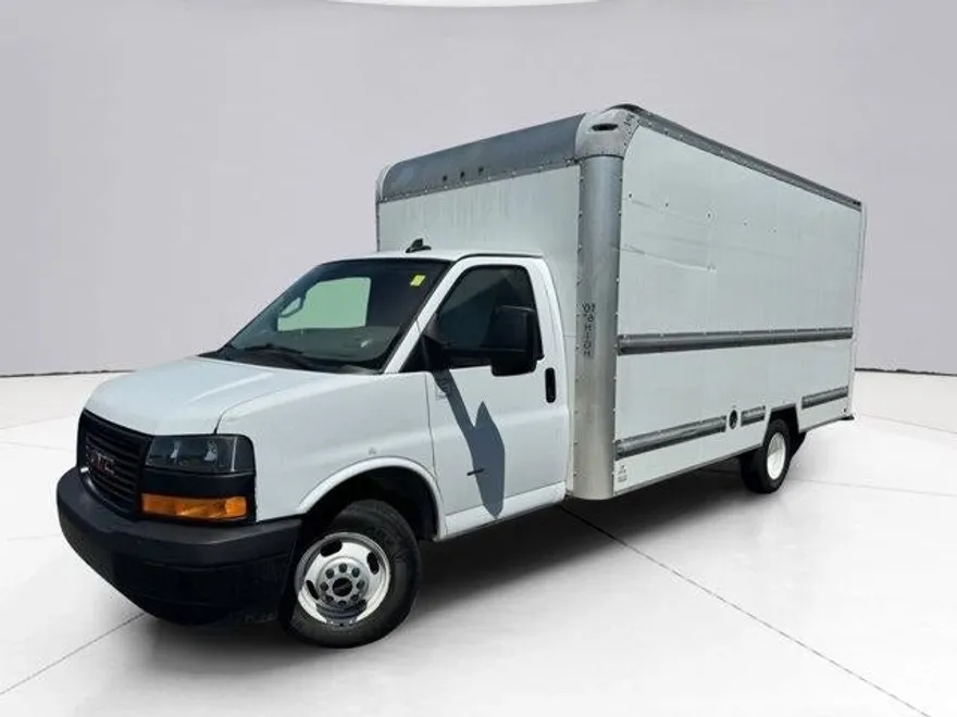 2019 Gmc Savana Cutaway 3500 Base photo 1