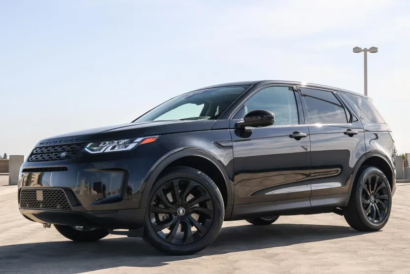 2023 Land Rover Discovery Sport S photo 1