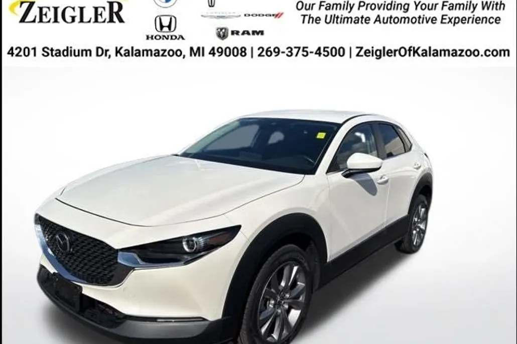 2022 Mazda CX-30 2.5 Select photo 1
