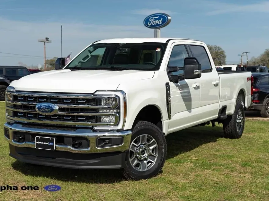 2025 Ford F-350 photo 1