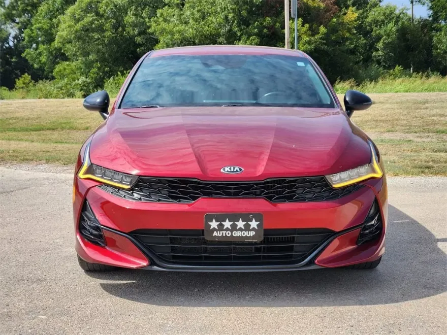 2021 Kia K5 GT-Line photo 1