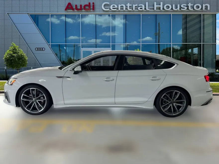 2023 Audi A5 S line Quattro Premium Plus photo 1