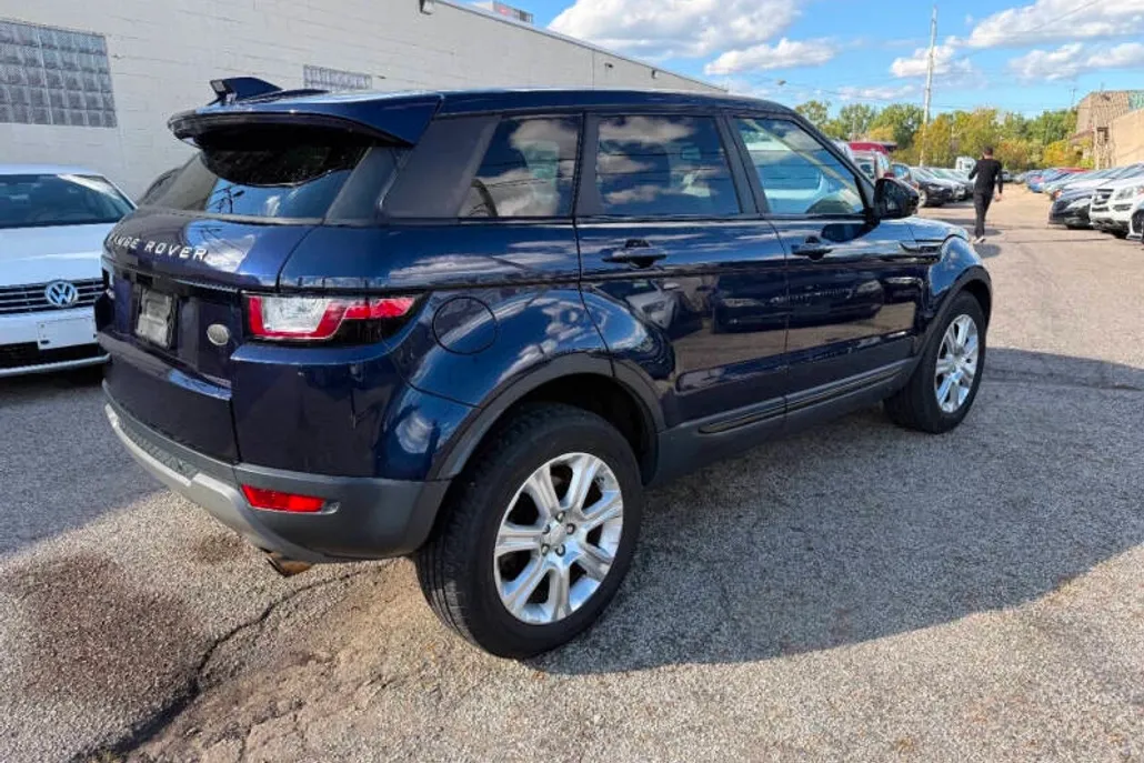 2017 Land Rover Range Rover Evoque SE Premium photo 1