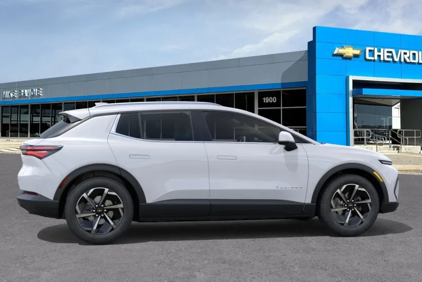 2026 Chevrolet Equinox EV 1LT photo 1