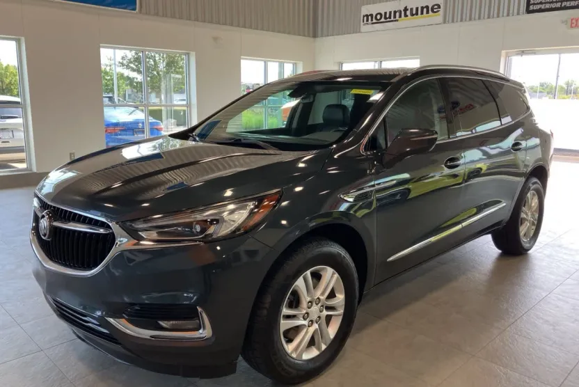 2018 Buick Enclave Essence photo 1