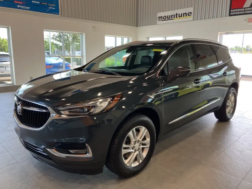 2018 Buick Enclave Essence photo 1