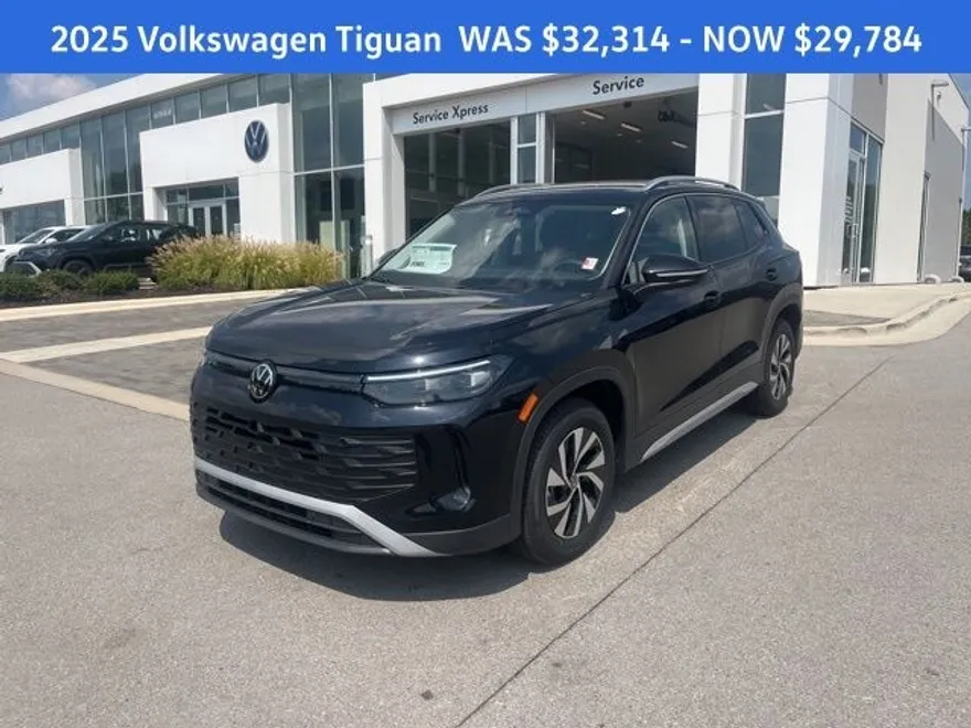 2025 Volkswagen Tiguan S photo 1