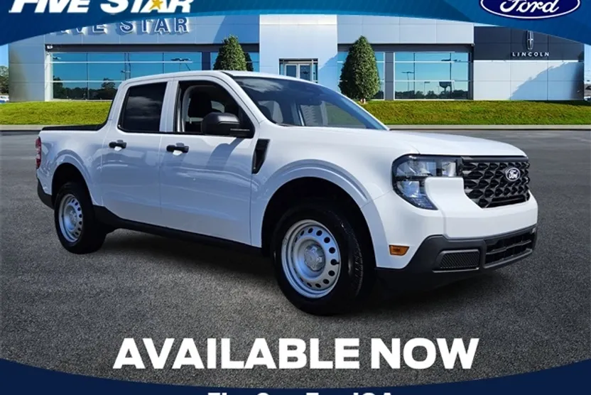 2025 Ford Maverick XL photo 1