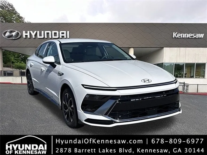 2025 Hyundai Sonata SEL photo 1