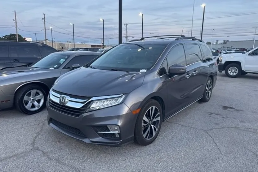 2019 Honda Odyssey Elite photo 1