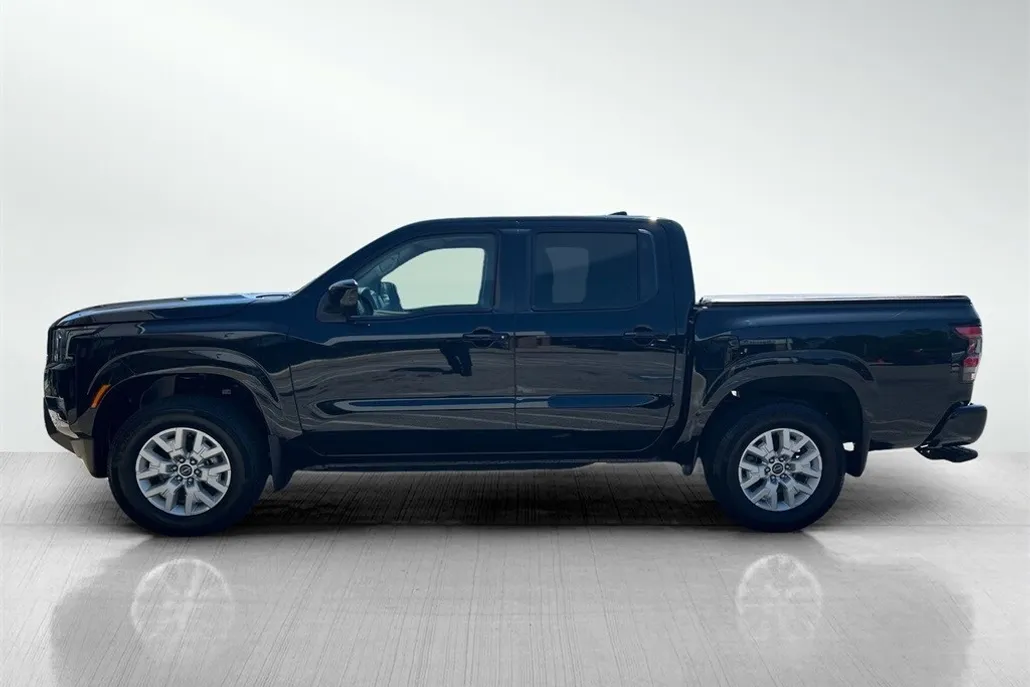 2023 Nissan Frontier SV photo 1