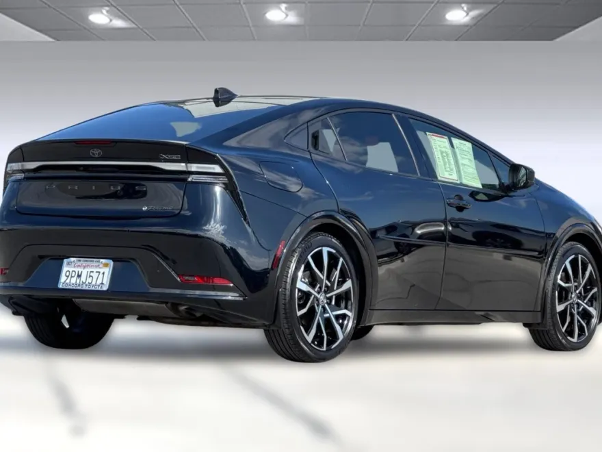 2024 Toyota Prius Prime XSE photo 1