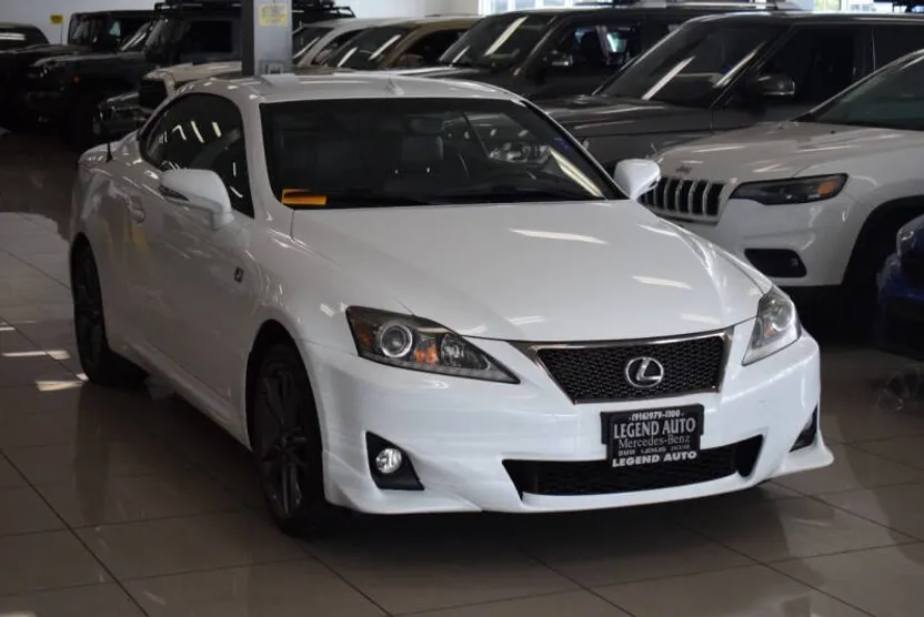 2013 Lexus IS 350C photo 1
