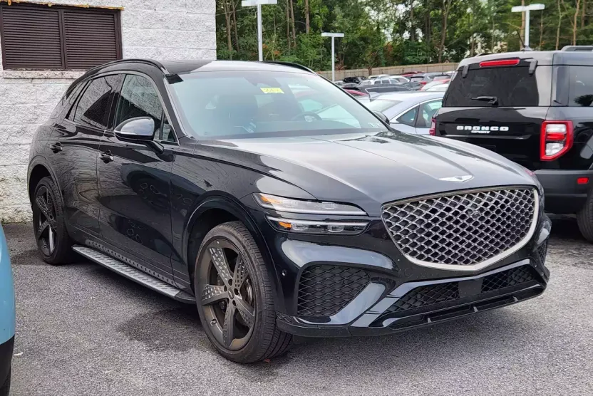 2025 Genesis GV70 3.5T Sport Advanced photo 1