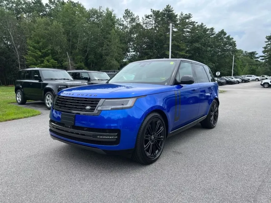2025 Land Rover Range Rover SE photo 1