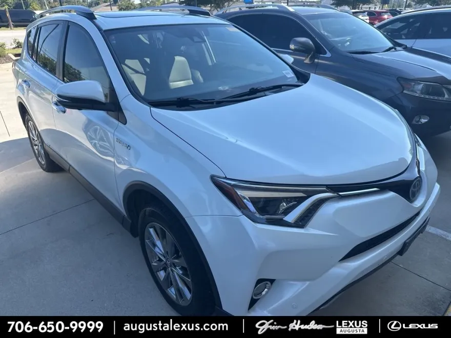 2017 Toyota RAV4 Hybrid Limited photo 1