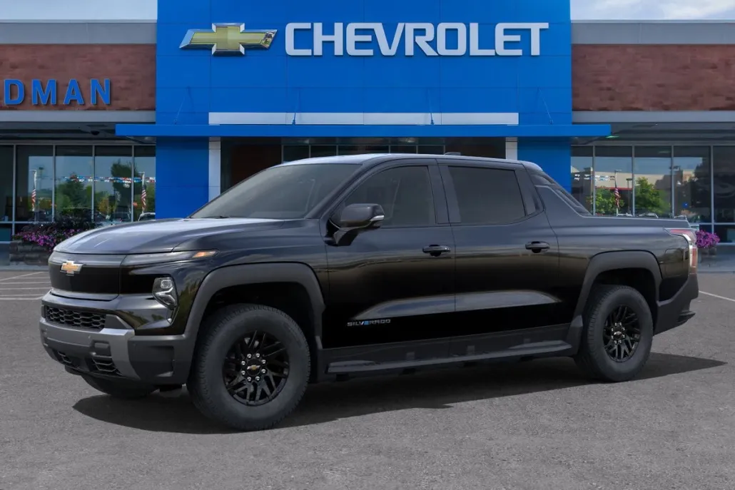 2025 Chevrolet Silverado EV LT photo 1