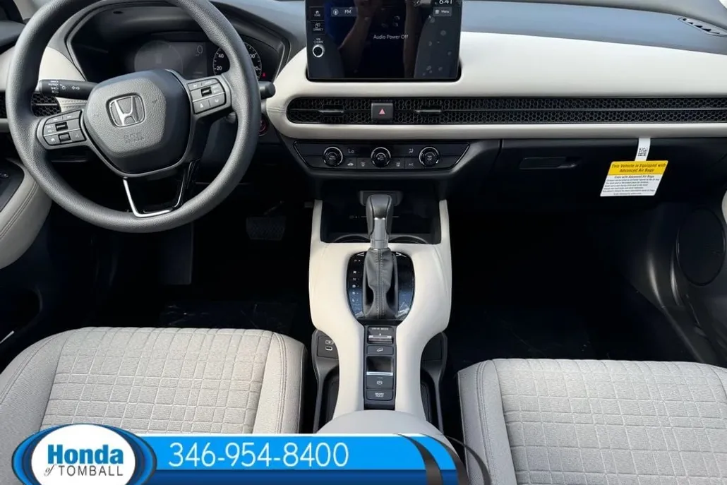 2026 Honda HR-V LX photo 1