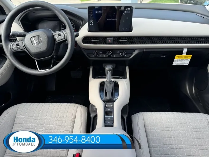 2026 Honda HR-V LX photo 1