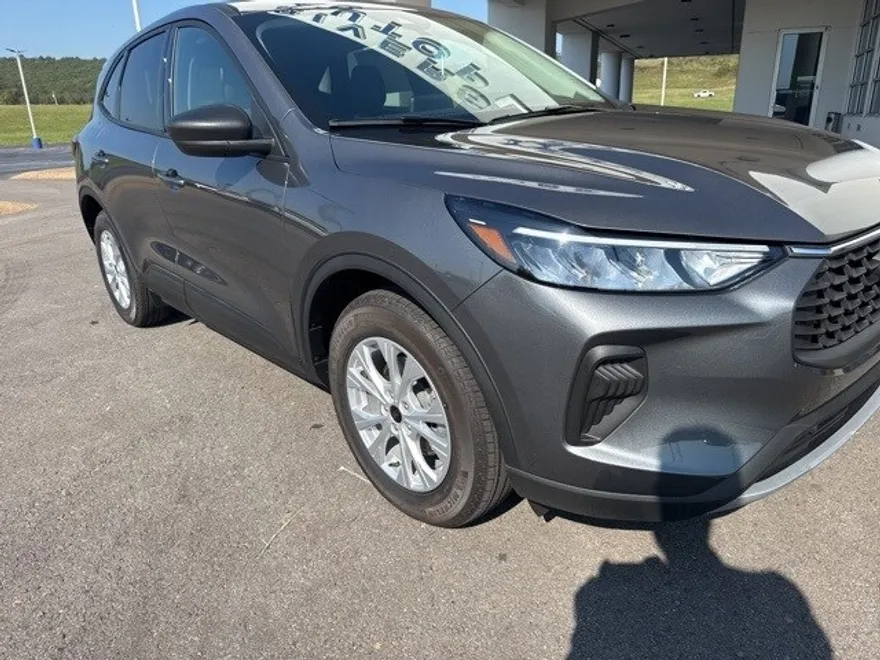 2025 Ford Escape Active photo 1