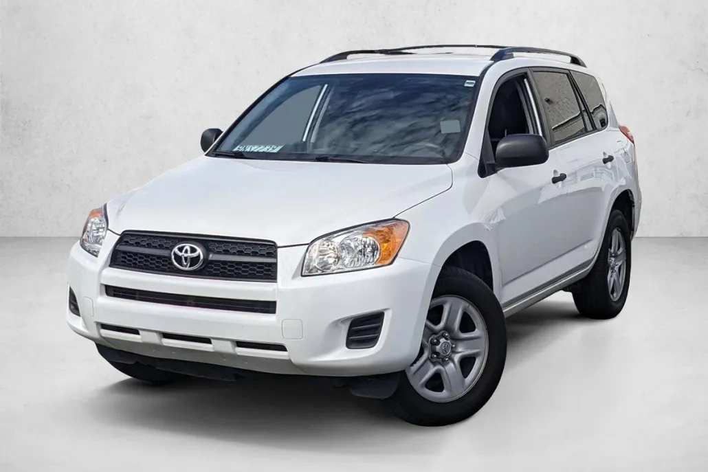 2011 Toyota RAV4 Base photo 1