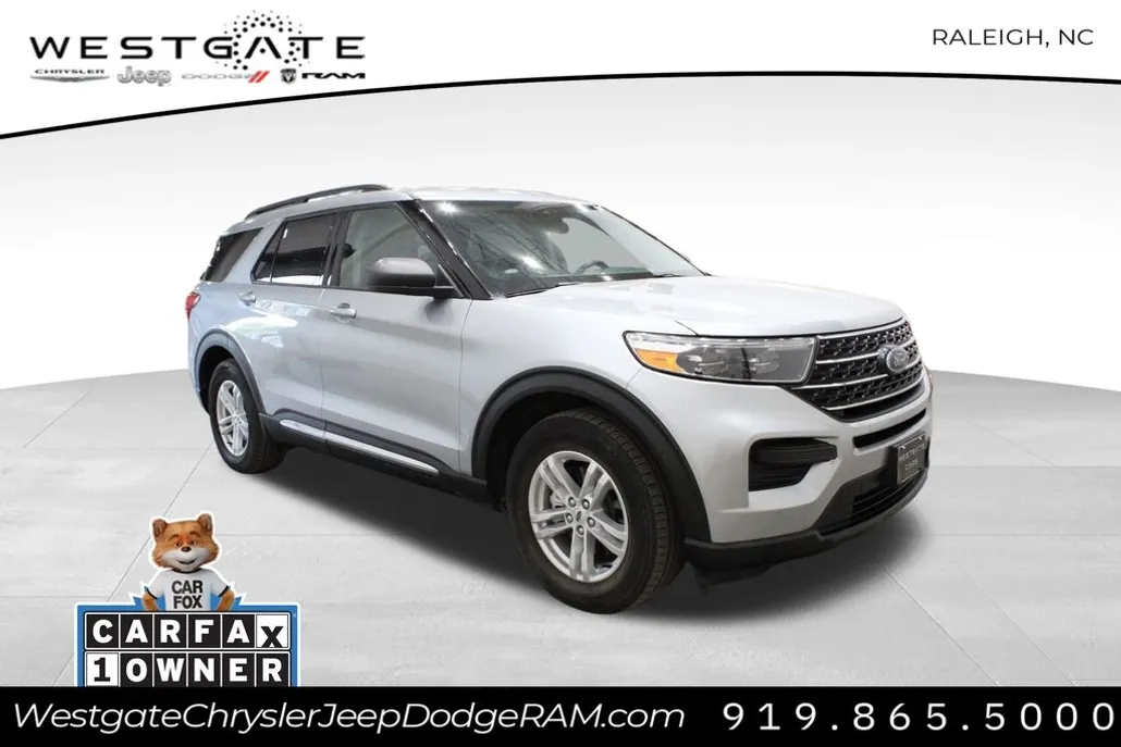 2022 Ford Explorer XLT photo 1