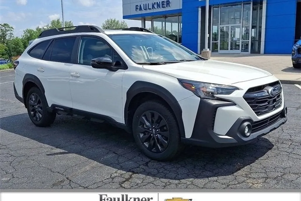 2024 Subaru Outback Onyx Edition XT photo 1