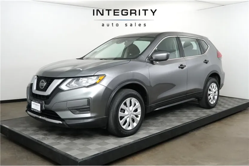 2020 Nissan Rogue photo 1