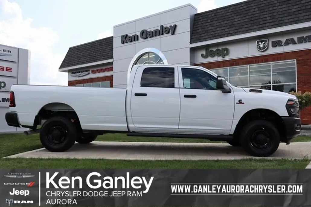 2025 Ram 2500 Tradesman photo 1