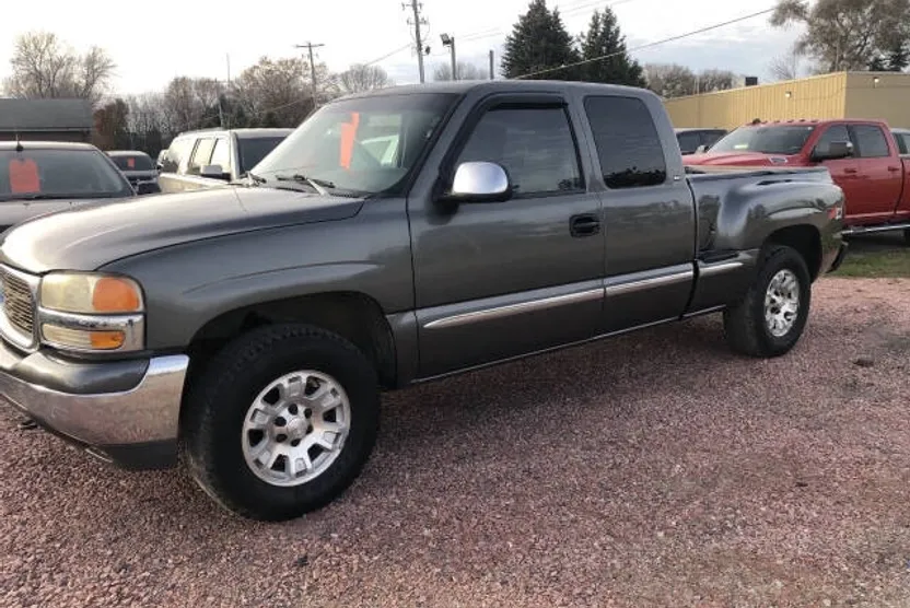 1999 Gmc Sierra 1500 SLT photo 1
