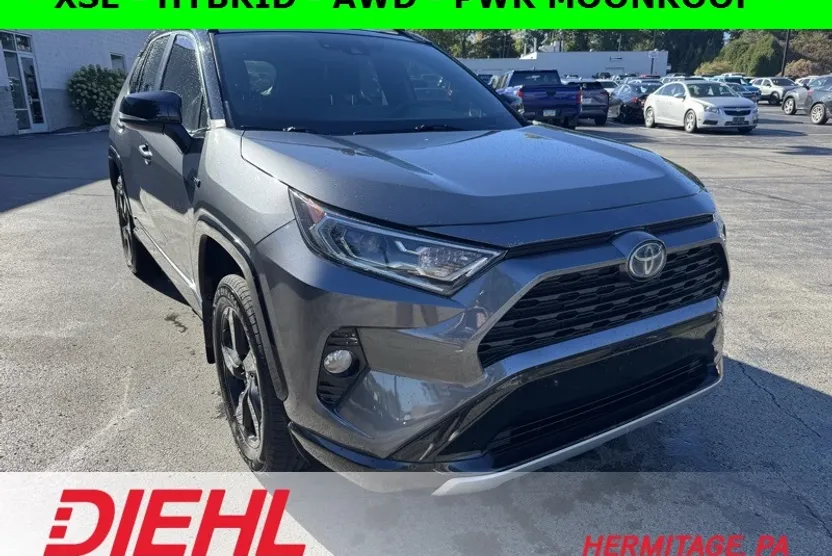 2020 Toyota RAV4 Hybrid XSE photo 1